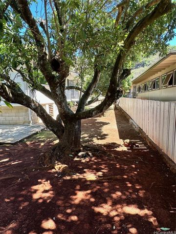 1360 Ala Aolani Street, Honolulu, HI 96819