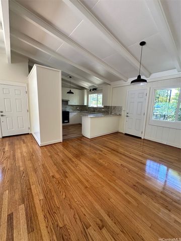 1360 Ala Aolani Street, Honolulu, HI 96819