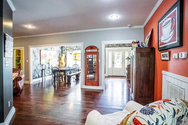 8 Eagle Crest Cove, Little Rock, AR 72205