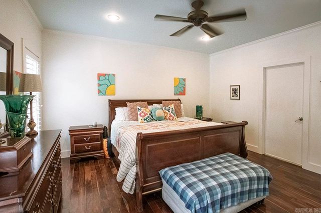 8 Eagle Crest Cove, Little Rock, AR 72205