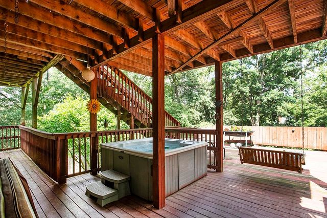 8 Eagle Crest Cove, Little Rock, AR 72205