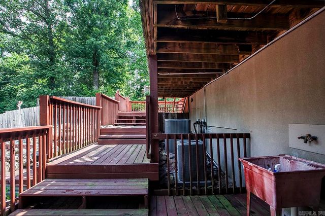 8 Eagle Crest Cove, Little Rock, AR 72205
