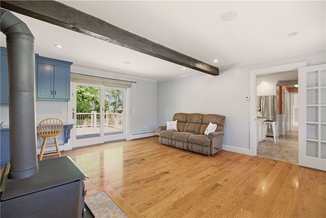 5 Heritage Road, Bristol, RI 02809