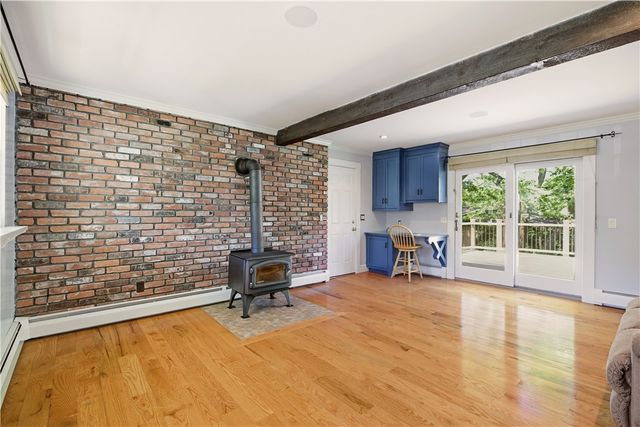 5 Heritage Road, Bristol, RI 02809