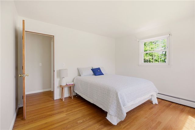 5 Heritage Road, Bristol, RI 02809