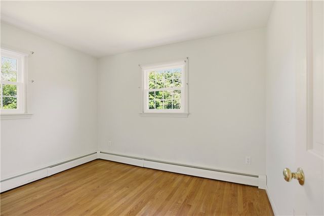5 Heritage Road, Bristol, RI 02809