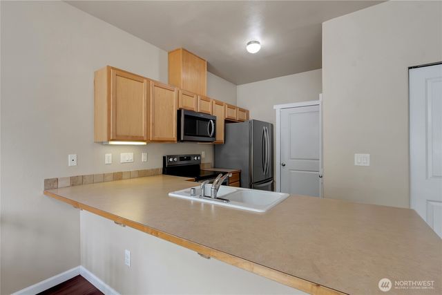 6516 127th Street Ct E, Puyallup, WA 98373