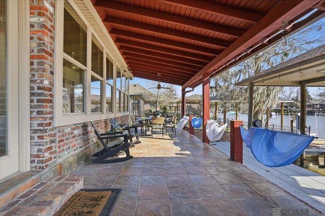 21105 Waterfront East Dr, Maurepas, LA 70449