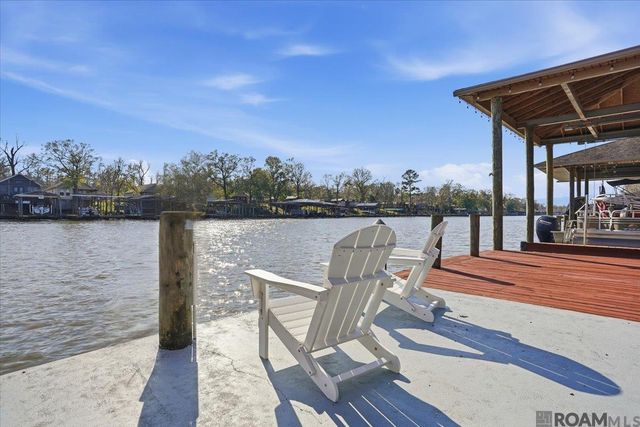 21105 Waterfront East Dr, Maurepas, LA 70449