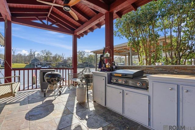 21105 Waterfront East Dr, Maurepas, LA 70449