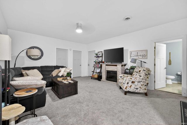 6442 St Rd 158, Bedford, IN 47421
