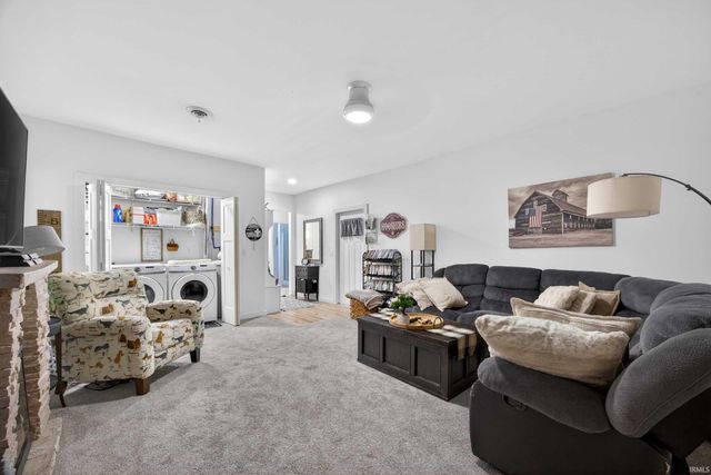 6442 St Rd 158, Bedford, IN 47421
