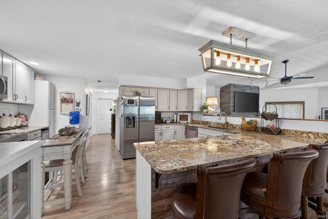 6442 St Rd 158, Bedford, IN 47421