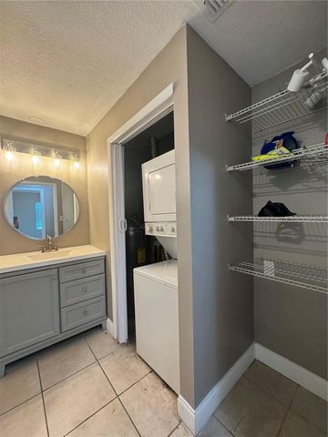 932 BUCCANEER DRIVE, Lakeland, FL 33801