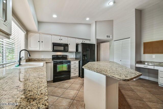 4535 W BLUEFIELD Avenue, Glendale, AZ 85308