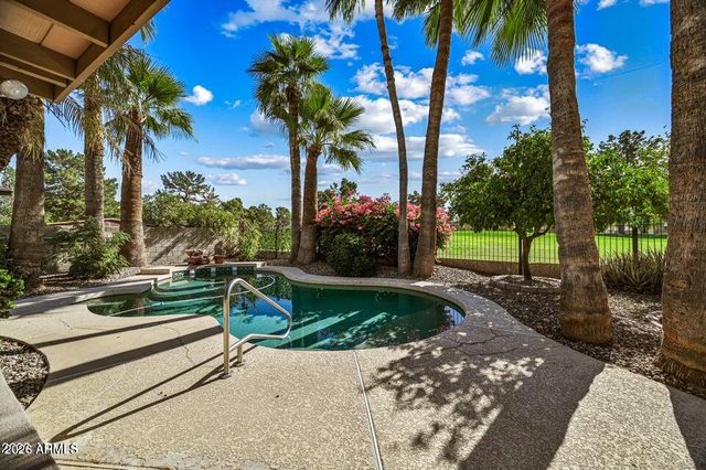 4535 W BLUEFIELD Avenue, Glendale, AZ 85308
