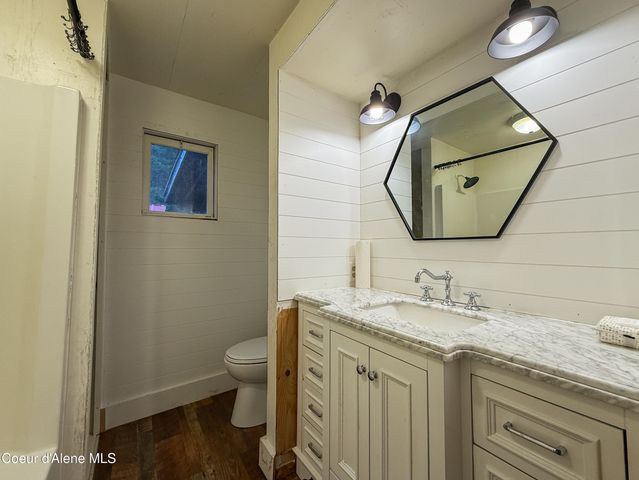 22090 S Hwy 3, Cataldo, ID 83810