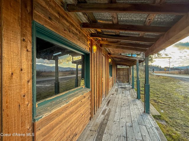 22090 S Hwy 3, Cataldo, ID 83810