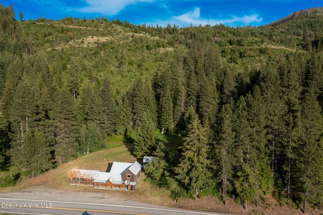 22090 S Hwy 3, Cataldo, ID 83810
