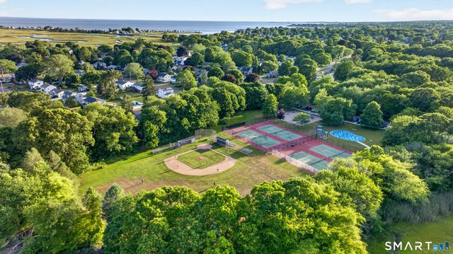 9 Farview Avenue, Old Saybrook, CT 06475