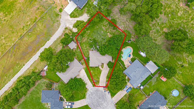 906 Pear Court, Joshua, TX 76058