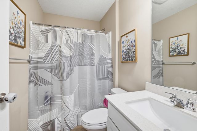 4845 Empress Avenue N, Hugo, MN 55038