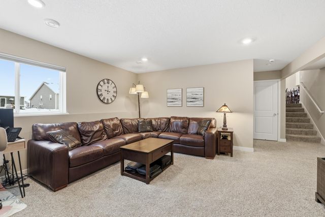 4845 Empress Avenue N, Hugo, MN 55038