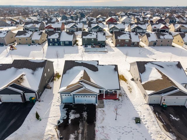 4845 Empress Avenue N, Hugo, MN 55038