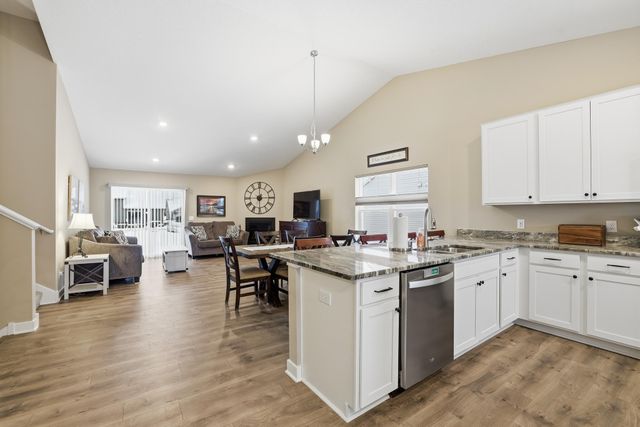 4845 Empress Avenue N, Hugo, MN 55038