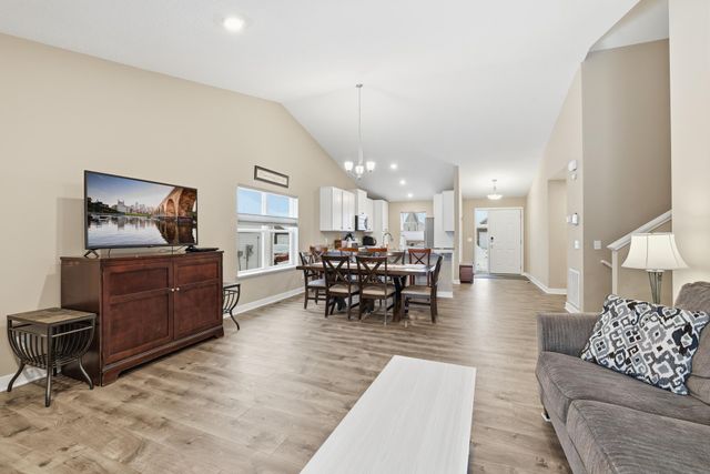 4845 Empress Avenue N, Hugo, MN 55038