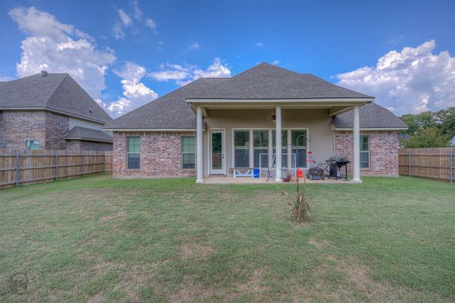 746 Dumaine Drive, Bossier City, LA 71111