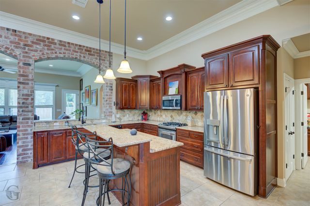 746 Dumaine Drive, Bossier City, LA 71111