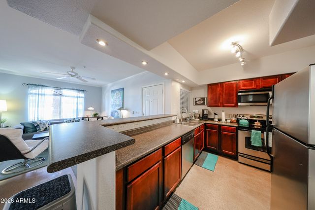 15095 N THOMPSON PEAK Parkway 1043, Scottsdale, AZ 85260
