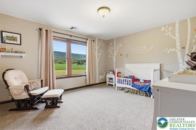 1203 North Cottonwood Road, Lehigh Twp, PA 18038