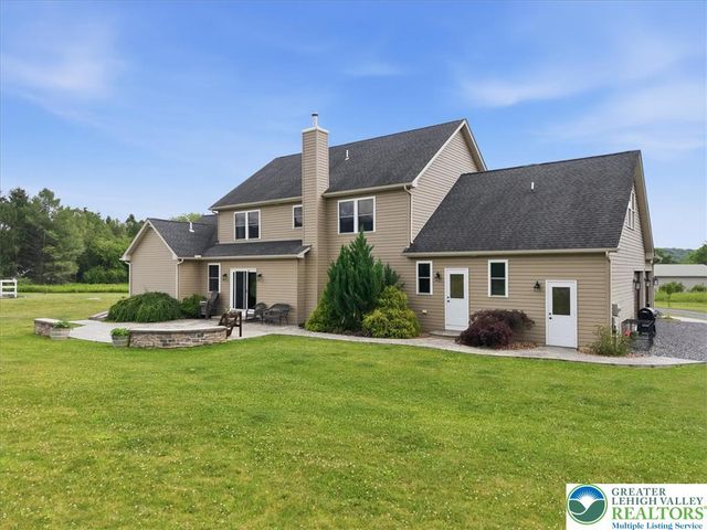 1203 North Cottonwood Road, Lehigh Twp, PA 18038