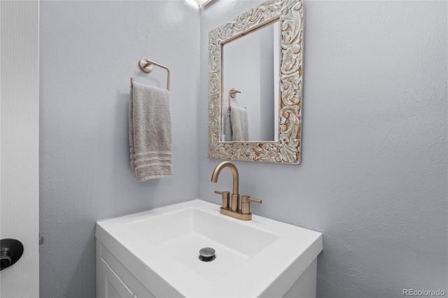 8680 W 84th Avenue, Arvada, CO 80005