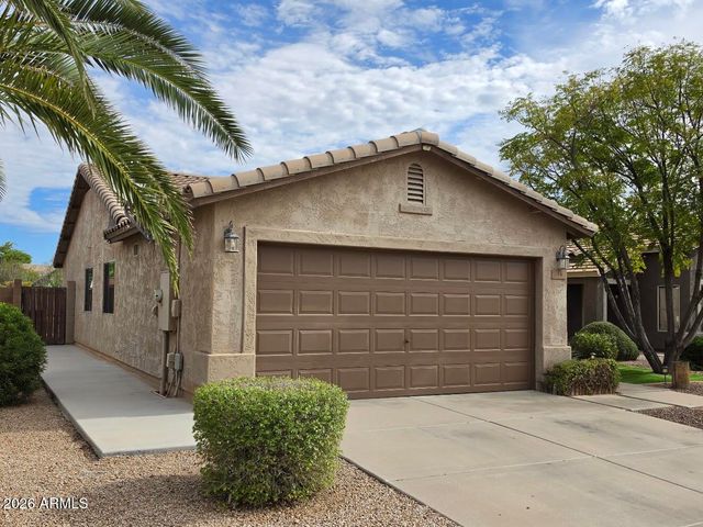 34 E Nolana Place, San Tan Valley, AZ 85143