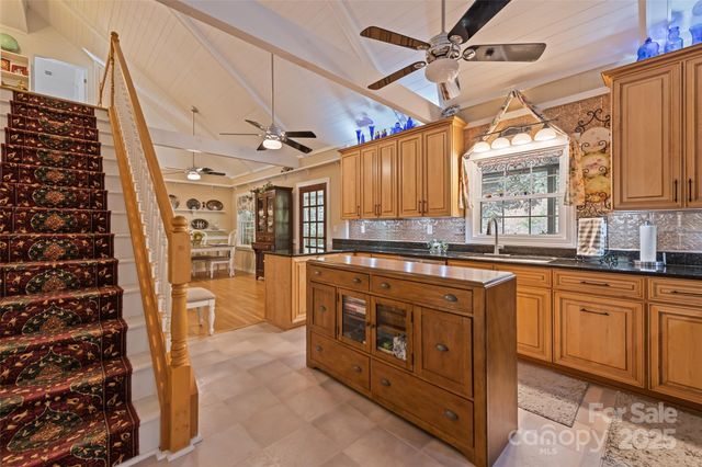 31 Laurel Ridge Drive, Otto, NC 28763