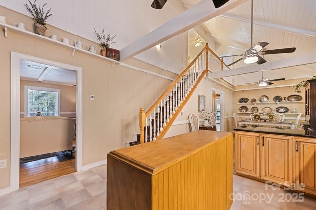 31 Laurel Ridge Drive, Otto, NC 28763