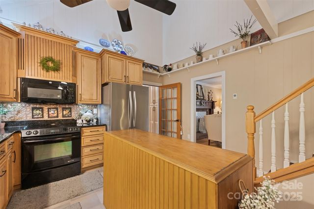 31 Laurel Ridge Drive, Otto, NC 28763