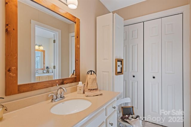 31 Laurel Ridge Drive, Otto, NC 28763