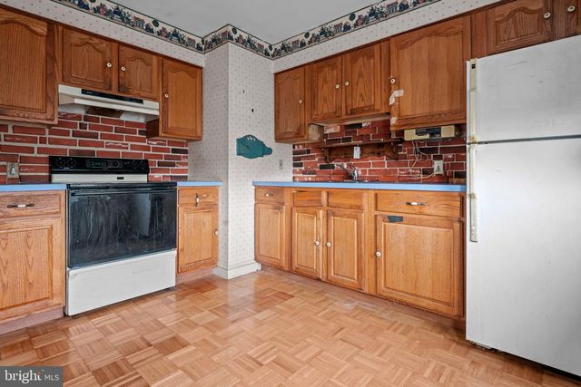 3723 RIDGEWOOD LN, Brookhaven, PA 19015