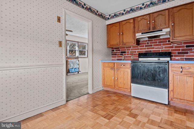 3723 RIDGEWOOD LN, Brookhaven, PA 19015