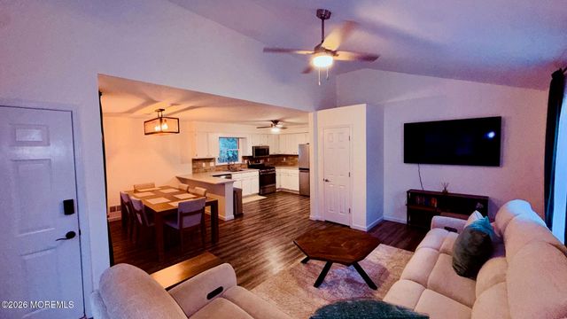 1008 Trenton Avenue, Forked River, NJ 08731