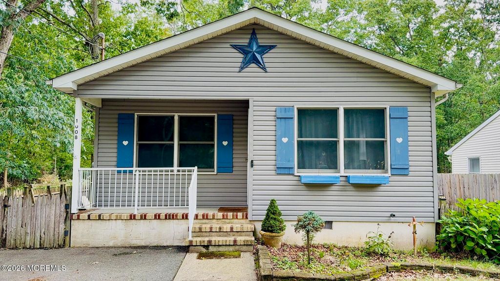 1008 Trenton Avenue, Forked River, NJ 08731