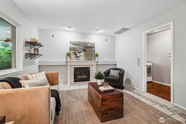 3433 S 280th Street, Auburn, WA 98001