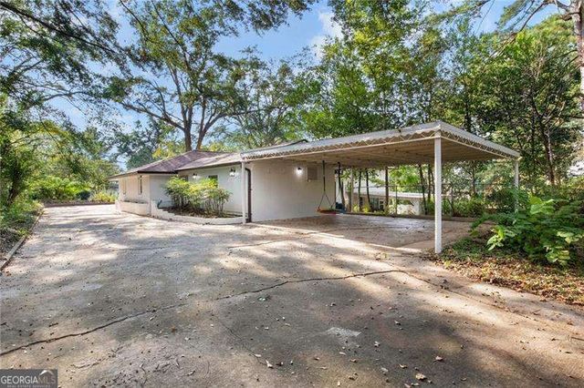 1367 N Hicks Circle NW, Conyers, GA 30012