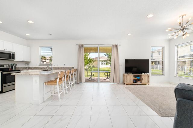 2011 NW Cataluna Circle, Port St. Lucie, Port St Lucie, FL 34986