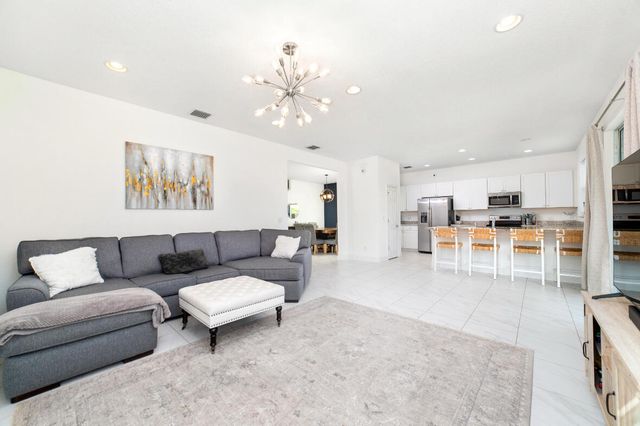 2011 NW Cataluna Circle, Port St. Lucie, Port St Lucie, FL 34986