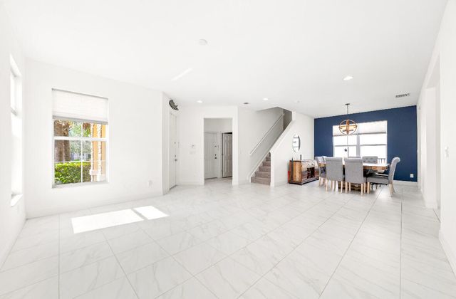 2011 NW Cataluna Circle, Port St. Lucie, Port St Lucie, FL 34986